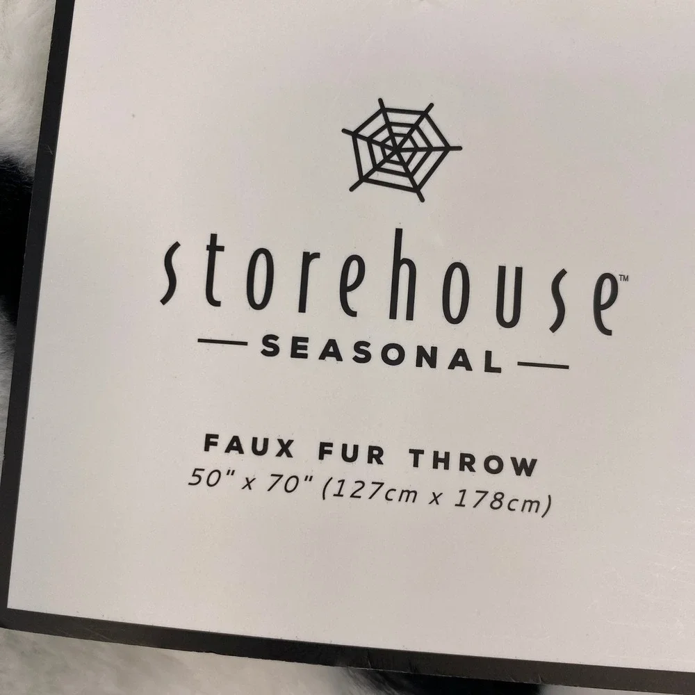 Storehouse Throw Blanket 50x70 White Black Cat Halloween Spooky Faux Fur Plush